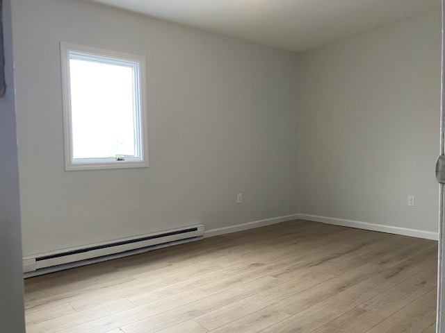 960 Violet Avenue - 1
